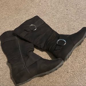 Black, wide calf size 8 dress boots